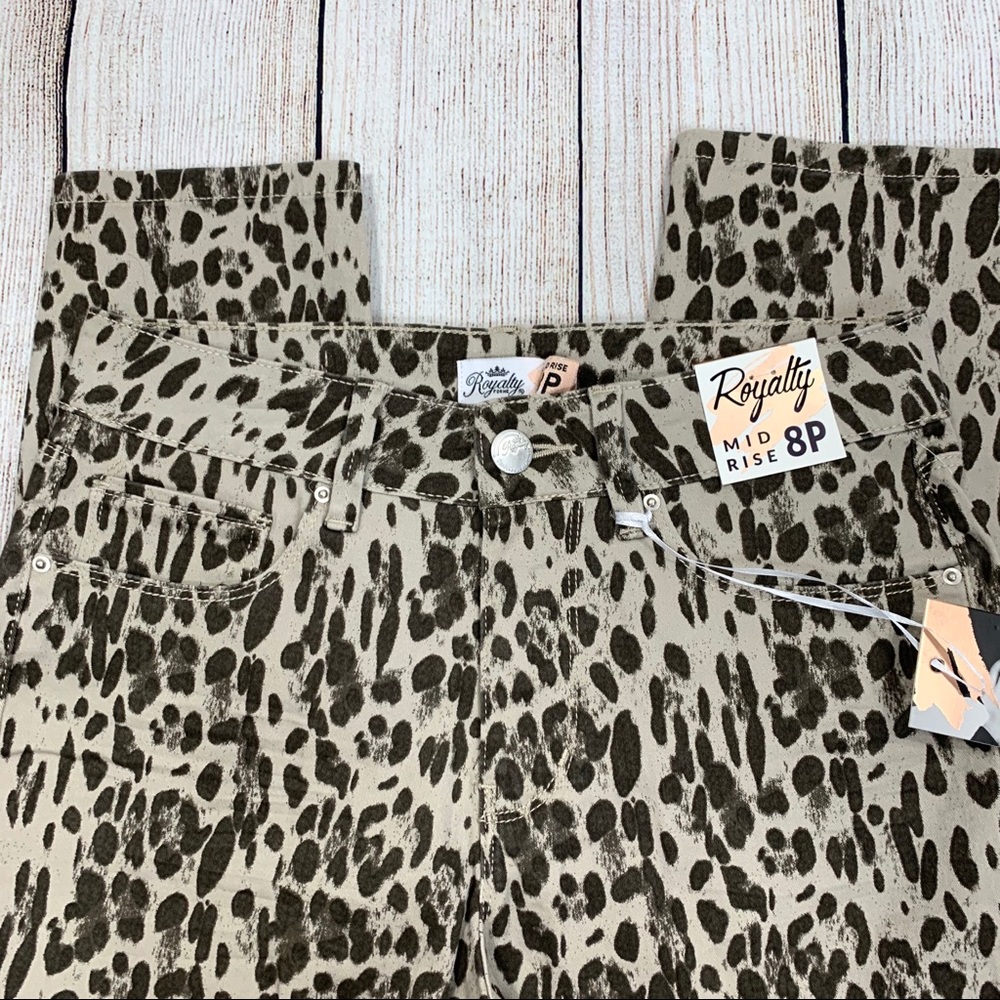 Royalty for Me Leopard Print Mid-Rise Anklet Jeans - Picture 4 of 8